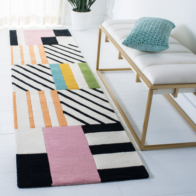 Safavieh Fifth Avenue Ftv122A Ivory/Black Rug - Safavieh - ftv122a - 3r