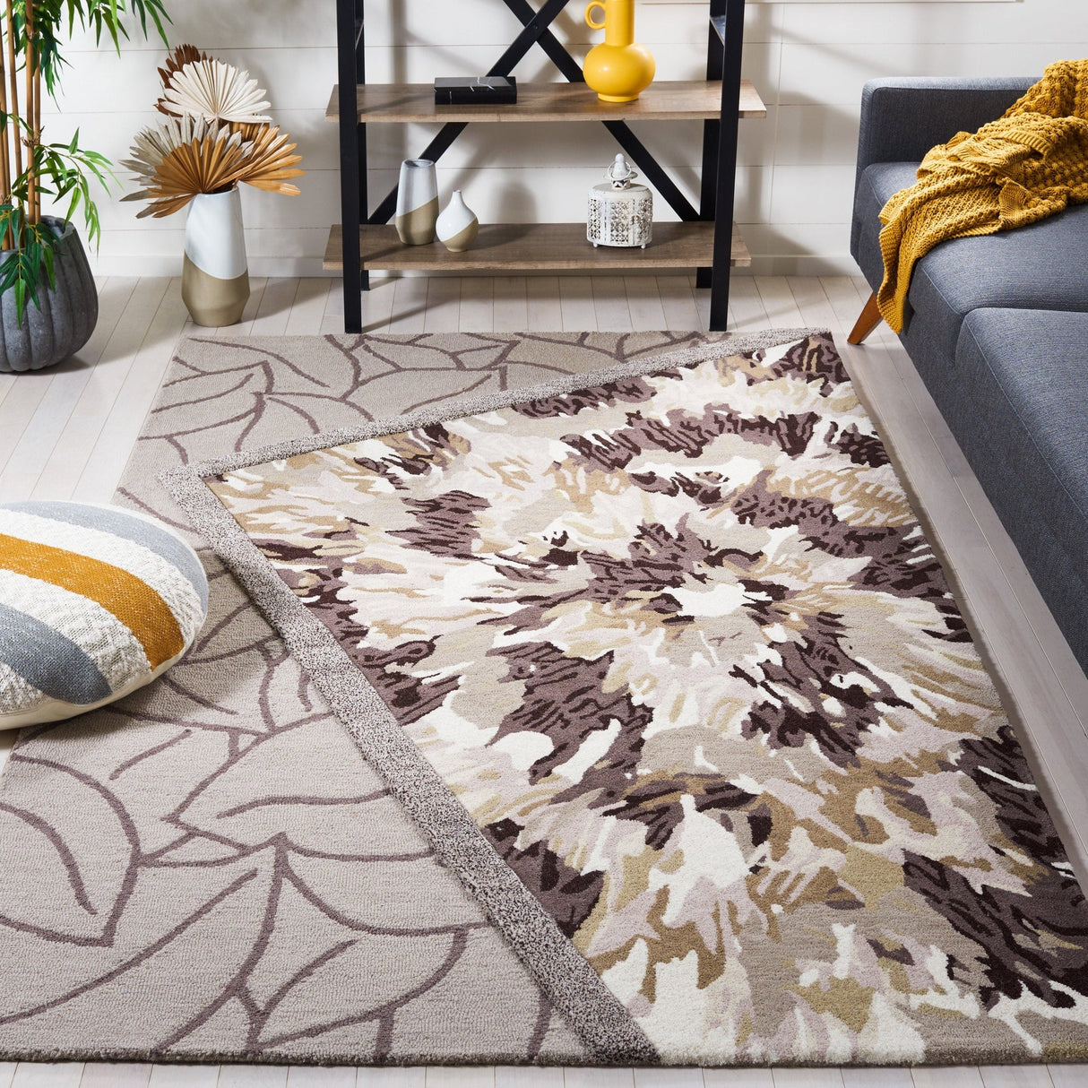 Safavieh Fifth Avenue Ftv127B Beige/Brown Rug - Safavieh - ftv127b - 4