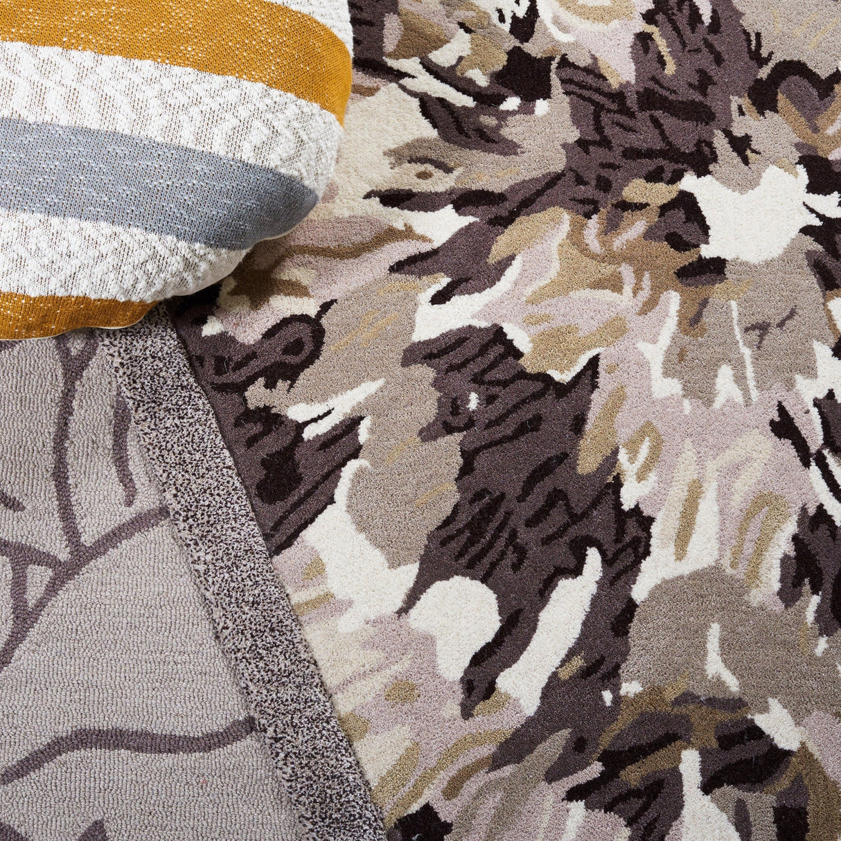 Safavieh Fifth Avenue Ftv127B Beige/Brown Rug - Safavieh - ftv127b - 4