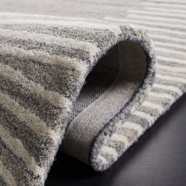 Safavieh Fifth Avenue Ftv129F Grey/Ivory Rug - Safavieh - ftv129f - 5r