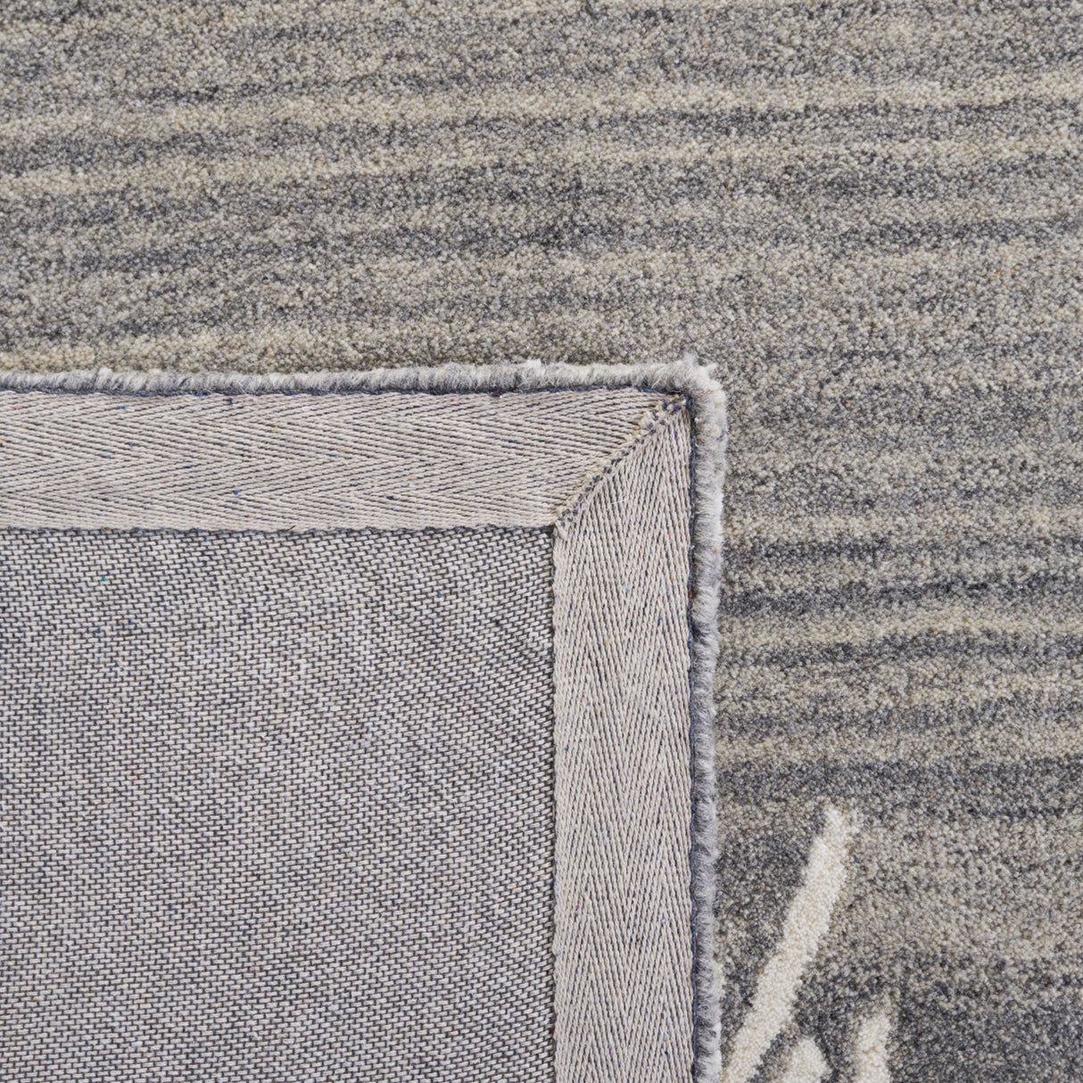 Safavieh Fifth Avenue Ftv129F Grey/Ivory Rug - Safavieh - ftv129f - 5r