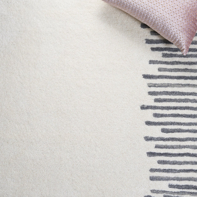 Safavieh Fifth Avenue Ftv129G Ivory/Grey Rug - Safavieh - ftv129g - 5r