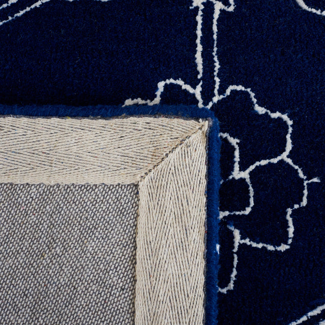 Safavieh Fifth Avenue Ftv135N Navy/Ivory Rug - Safavieh - ftv135n - 3