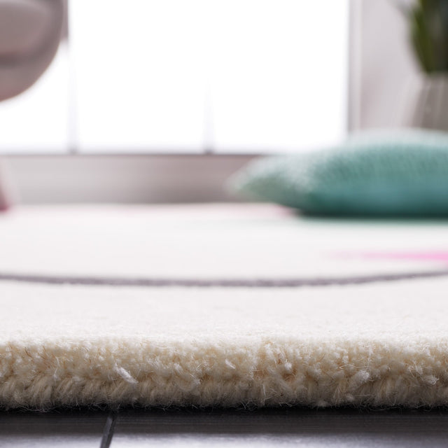 Safavieh Fifth Avenue Ftv142A Ivory/Pink Rug - Safavieh - ftv142a - 5