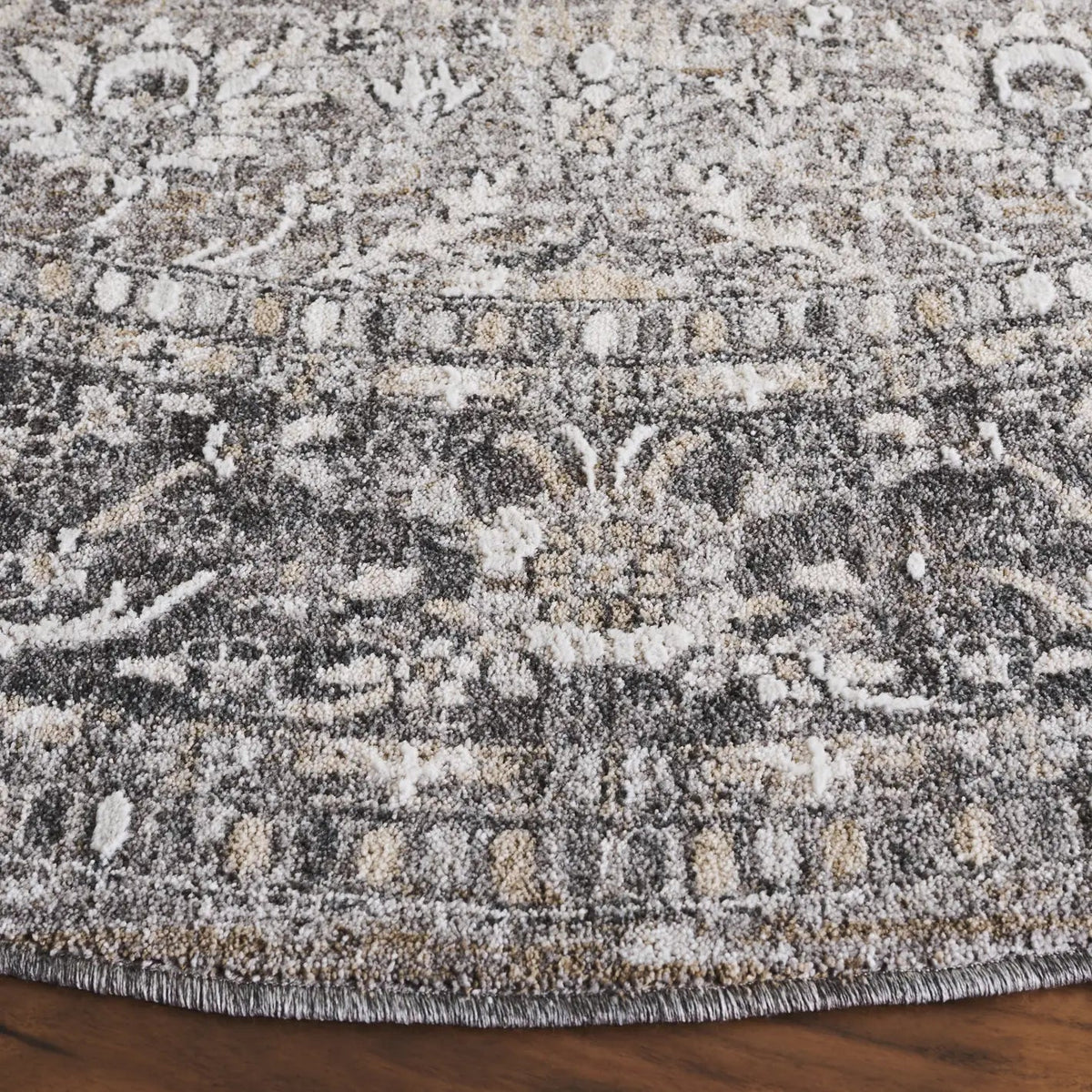 Safavieh Finley 6'-7" x 6'-7" Rug in Grey / Light Grey