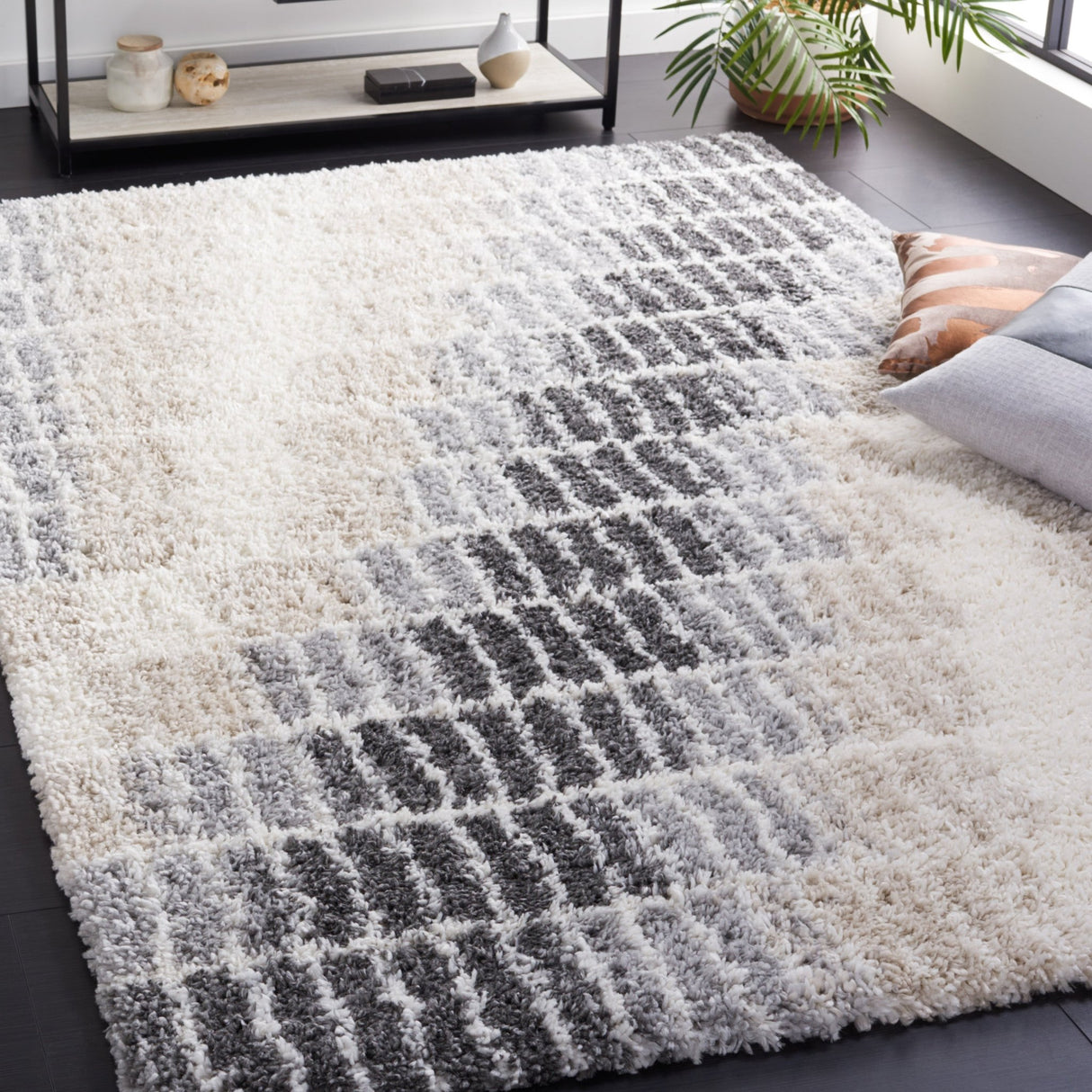Safavieh Fontana Shag Fnt823A Ivory/Grey Rug - Safavieh - fnt823a - 4