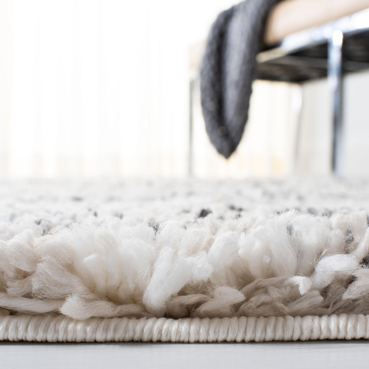 Safavieh Fontana Shag Fnt842A Ivory/Grey Rugs - Safavieh - fnt842a - 7r