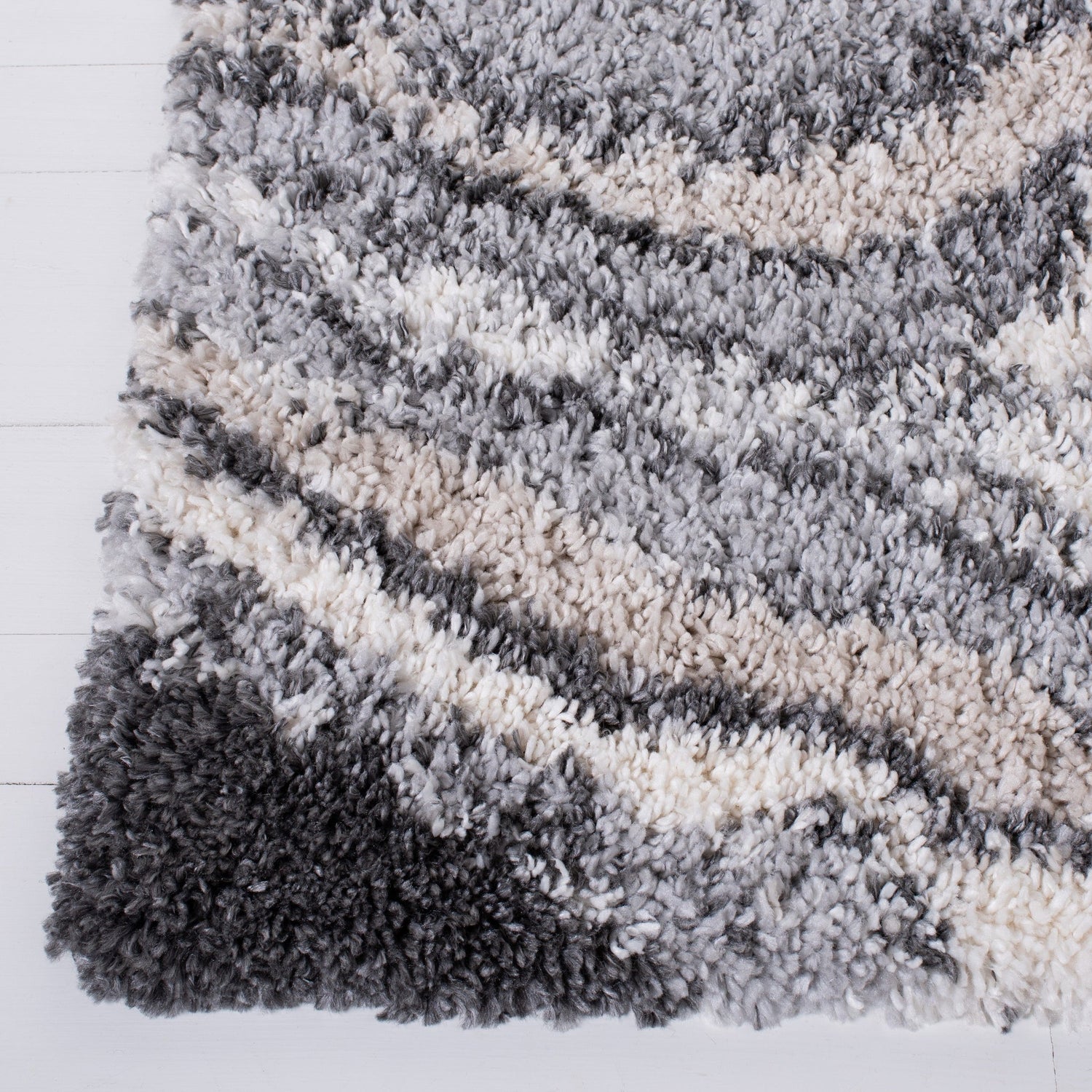 Safavieh Fontana Shag Fnt865F Grey/Ivory Rugs - Safavieh - fnt865f - 7r