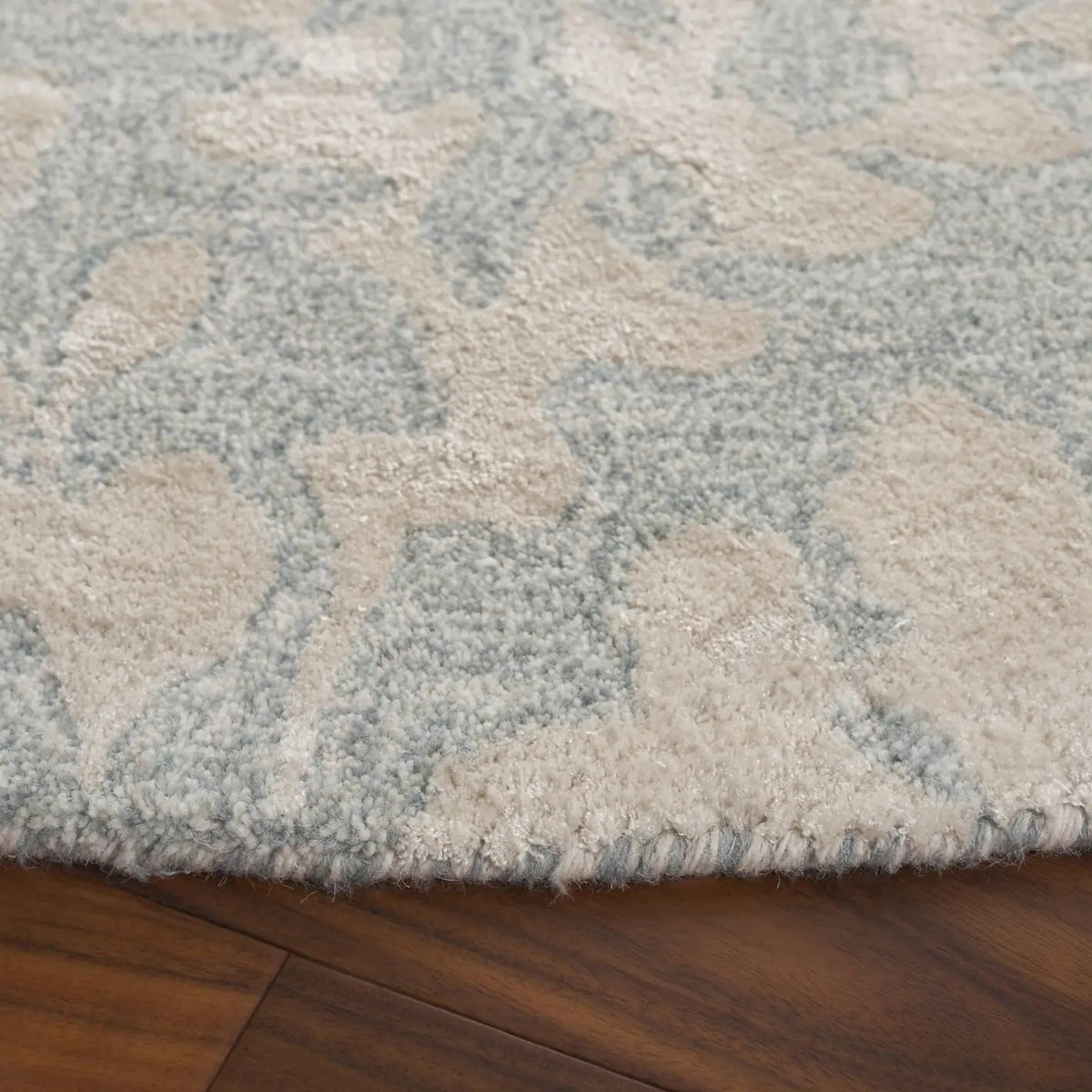 Safavieh Glamour 6'-0" x 6'-0" Rug in Blue / Beige