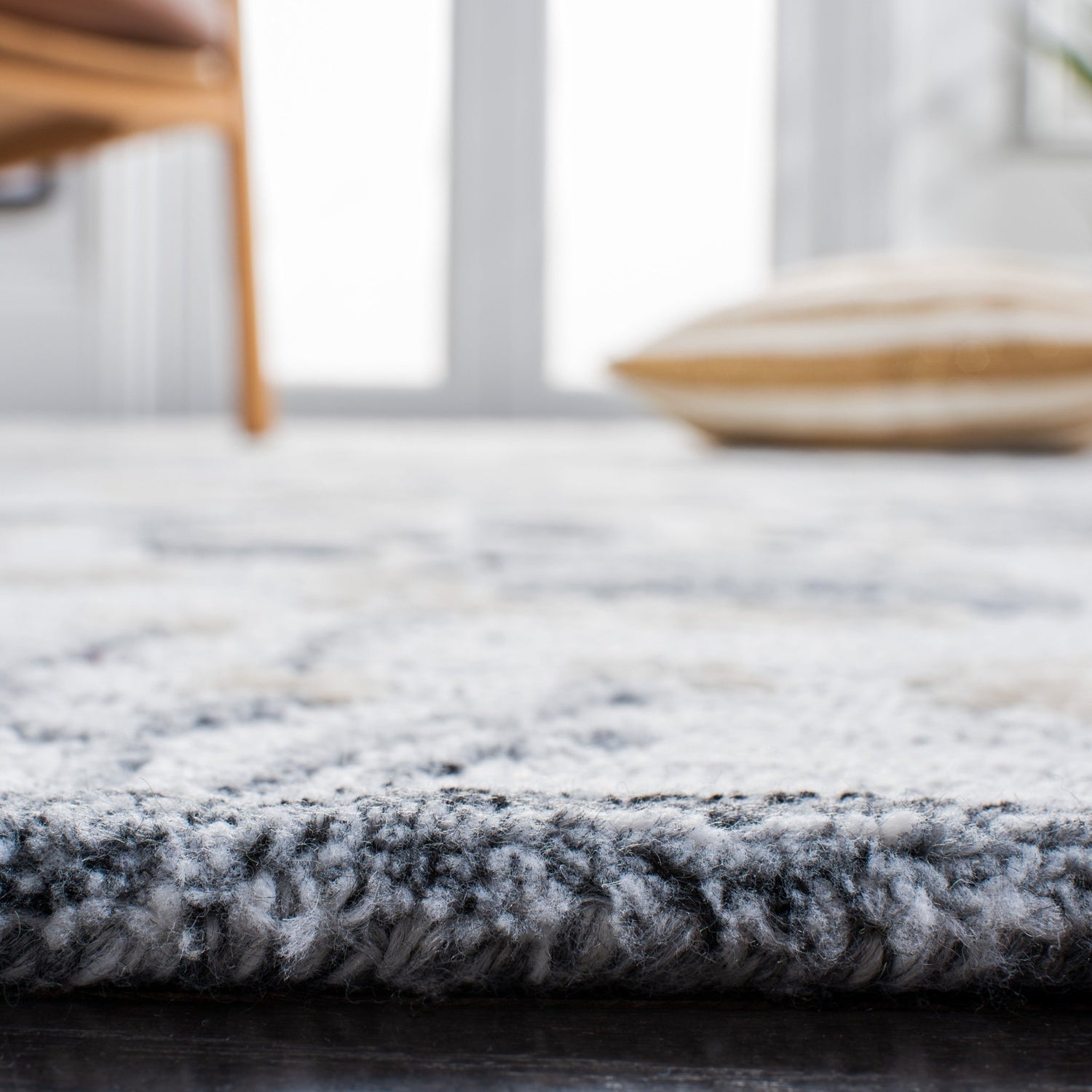 Safavieh Glamour Glm569A Ivory/Grey Rugs - Safavieh - glm569a - 6r