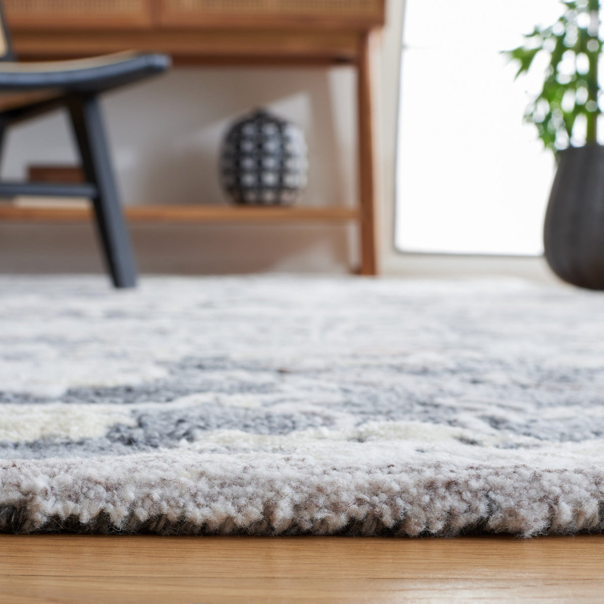 Safavieh Glamour Glm569G Grey/Ivory Rugs - Safavieh - glm569g - 6r