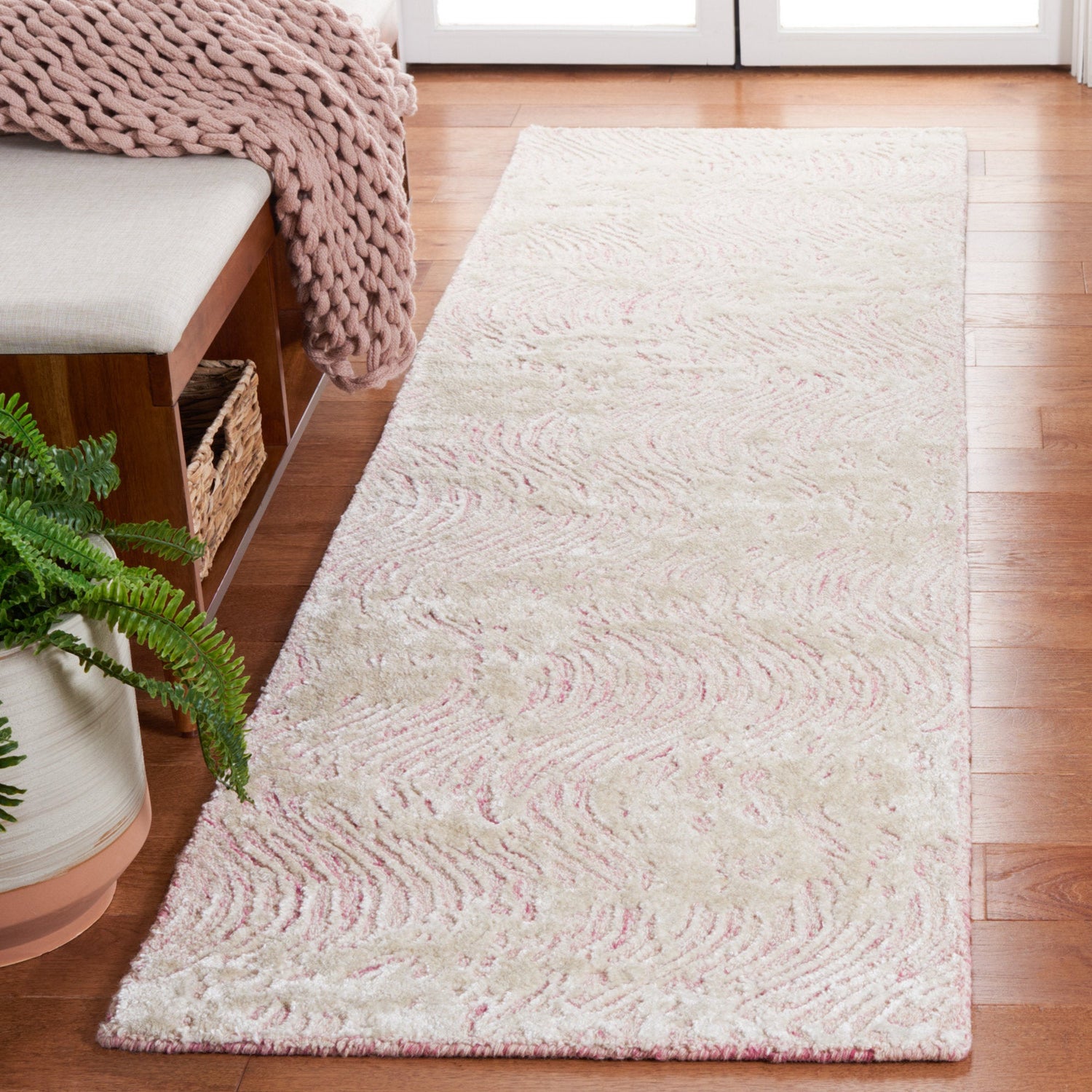 Safavieh Glamour Glm605U Pink/Ivory Rug - Safavieh - glm605u - 28