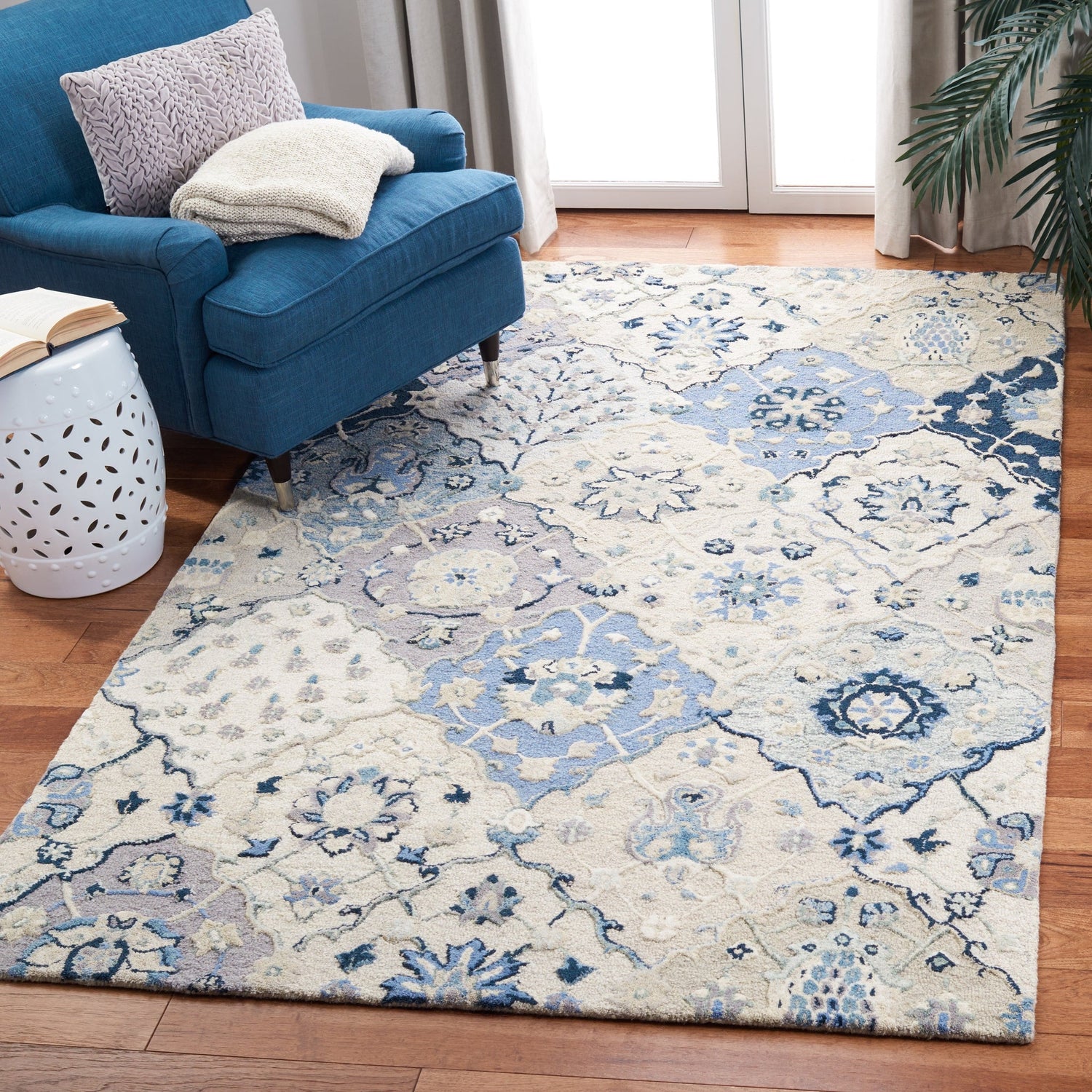 Safavieh Glamour Glm622B Beige/Blue Rugs - Safavieh - glm622b - 4