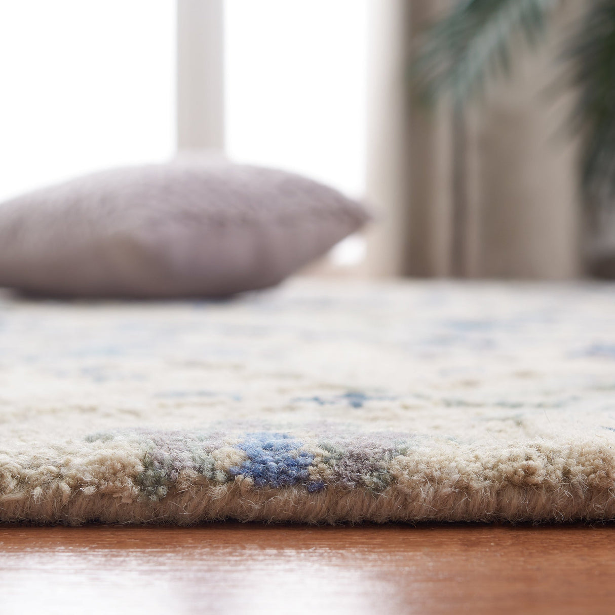 Safavieh Glamour Glm622B Beige/Blue Rugs - Safavieh - glm622b - 6r