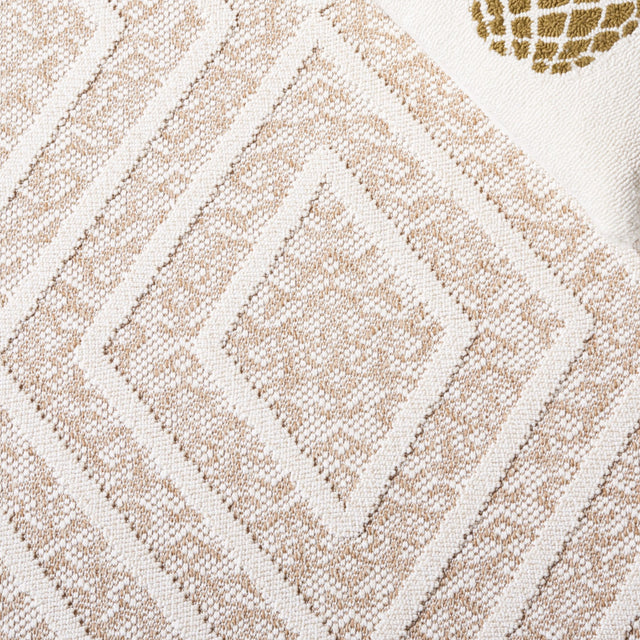 Safavieh Global Glb218B Light Beige/Brown Rug - Safavieh - glb218b - 4