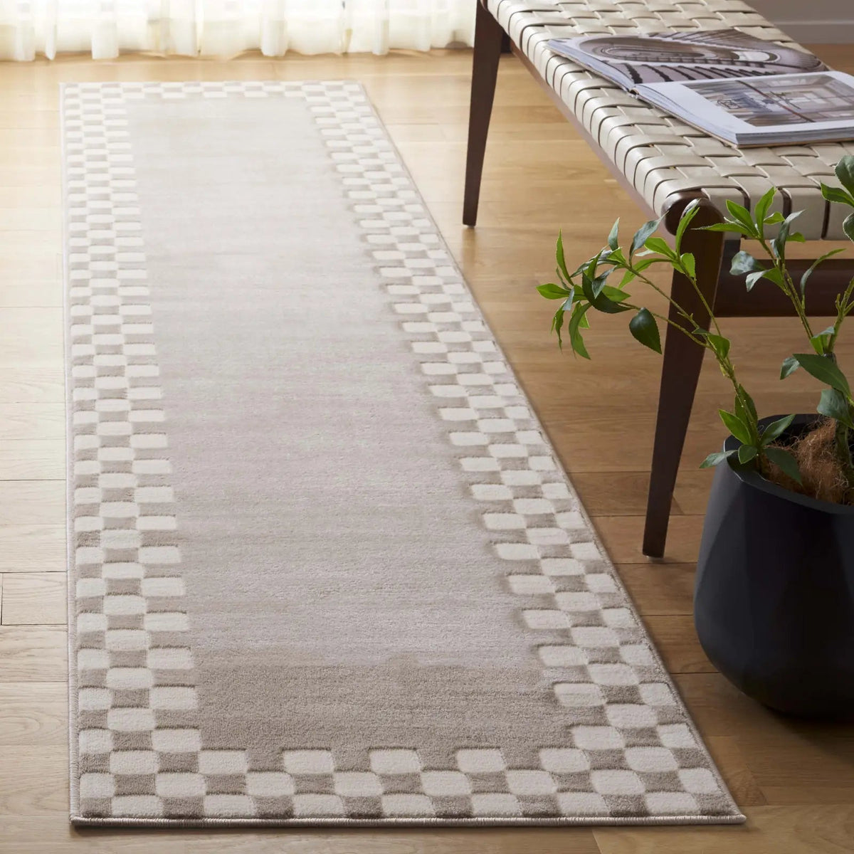 Safavieh Groove 2'-3" x 8'-0" Rug in Beige / Ivory