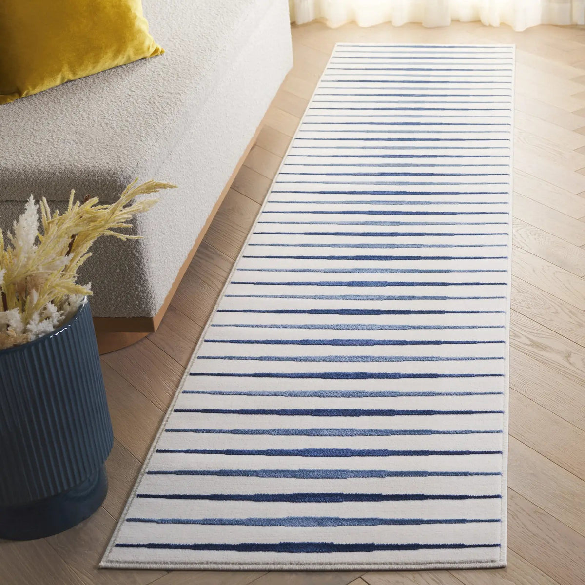 Safavieh Groove 2'-3" x 8'-0" Rug in Ivory / Blue