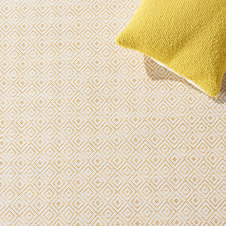 Safavieh Hampton Htn230C Yellow Rug - Safavieh - htn230c - 4