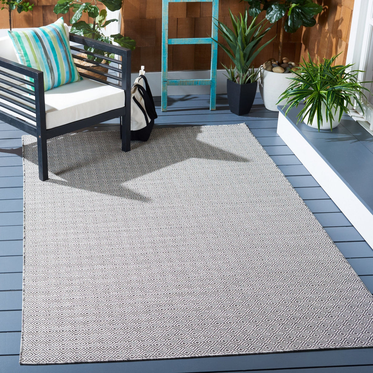 Safavieh Hampton Htn230Z Ivory/Black Rug - Safavieh - htn230z - 4