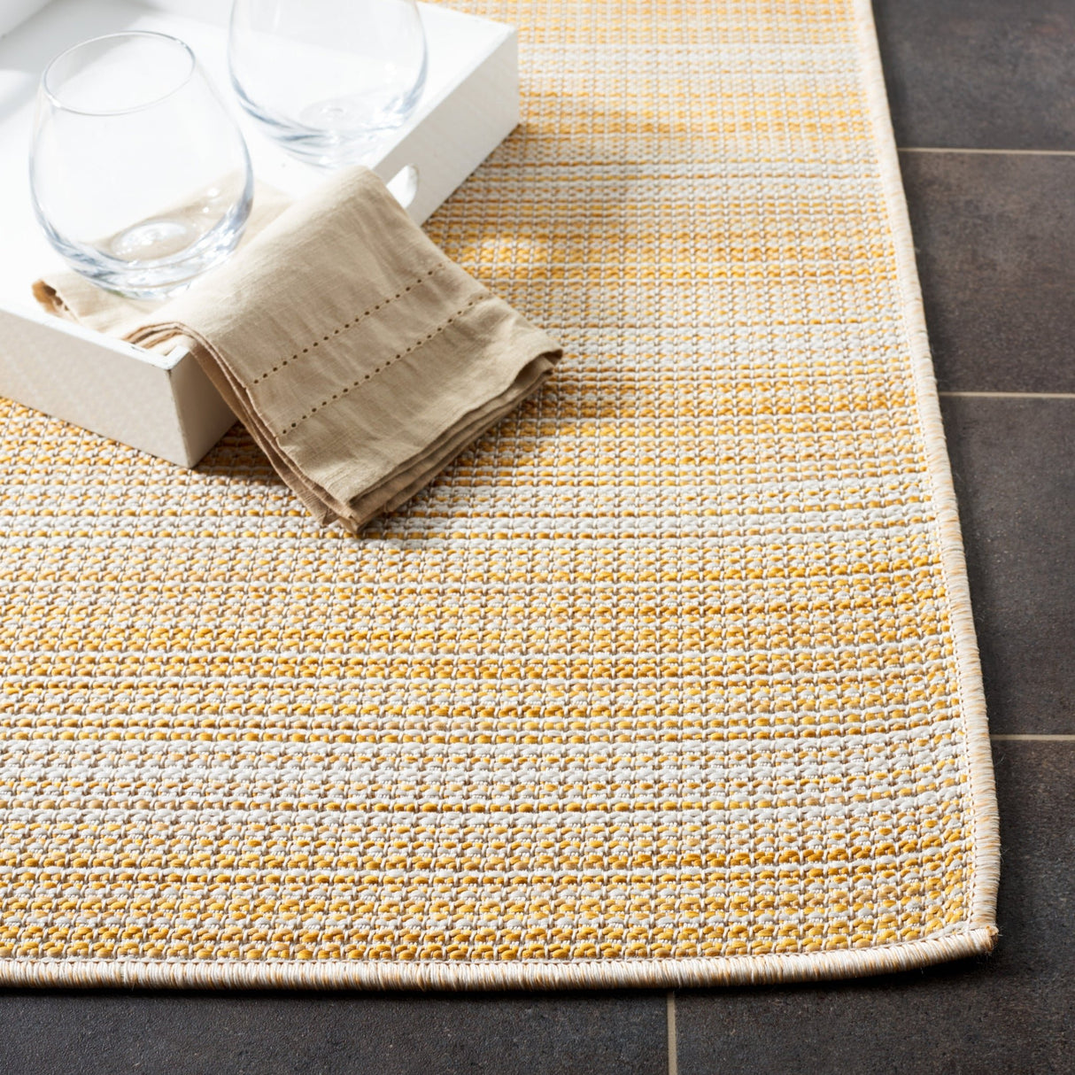Safavieh Hampton Htn231C Yellow Rug - Safavieh - htn231c - 4