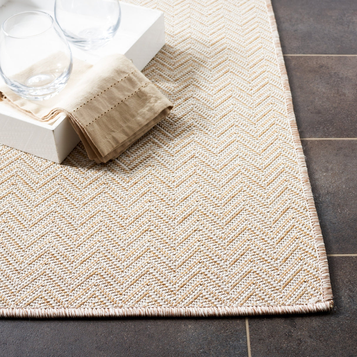 Safavieh Hampton Htn233E Beige/Ivory Rug - Safavieh - htn233e - 4