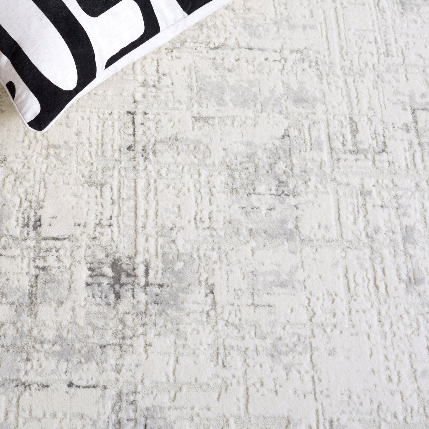 Safavieh Hanna Han111A Ivory Grey/Dark Grey Rug - Safavieh - han111a - 7r