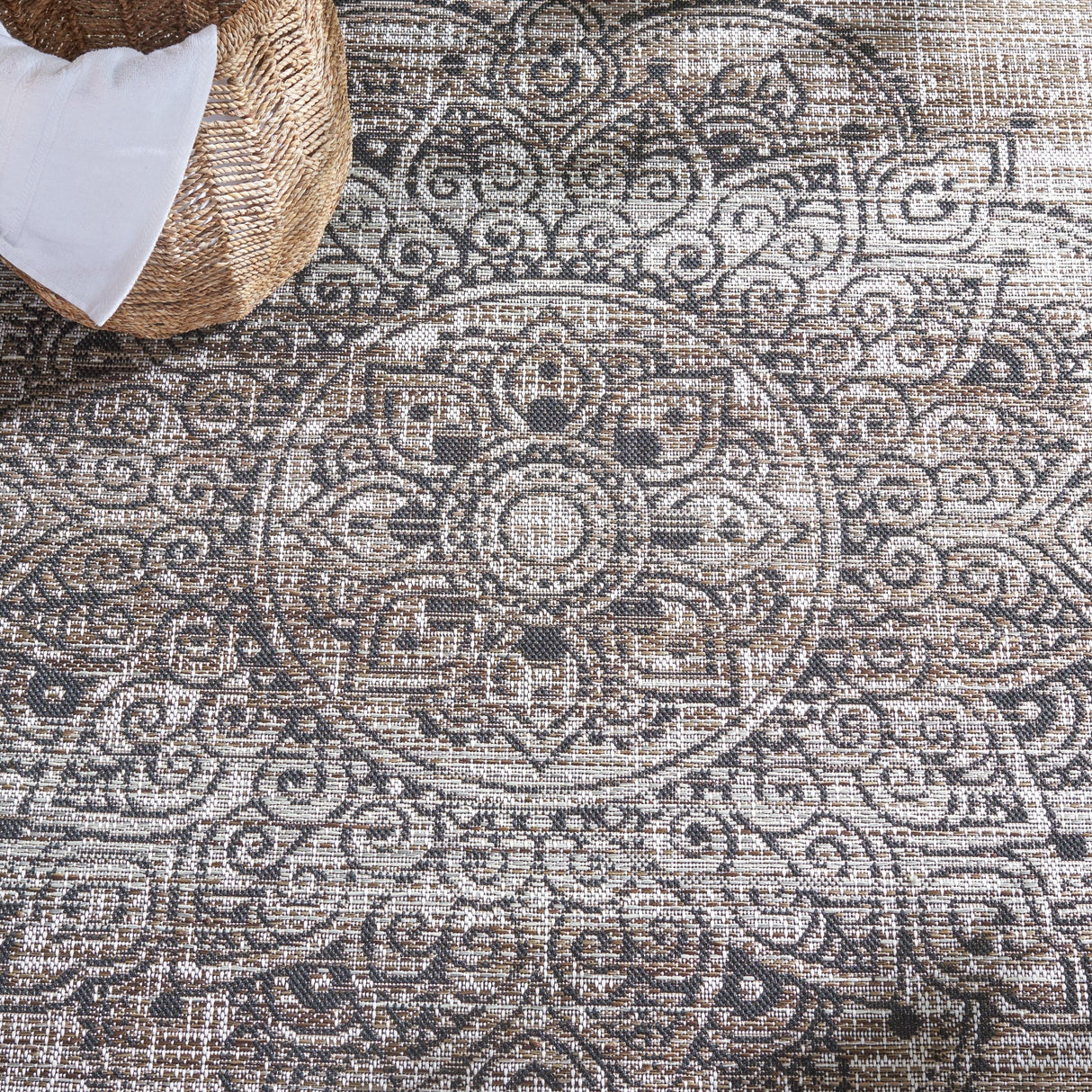 Safavieh Havana Hav319E Light Brown/Black Rug - Safavieh - hav319e - 7r