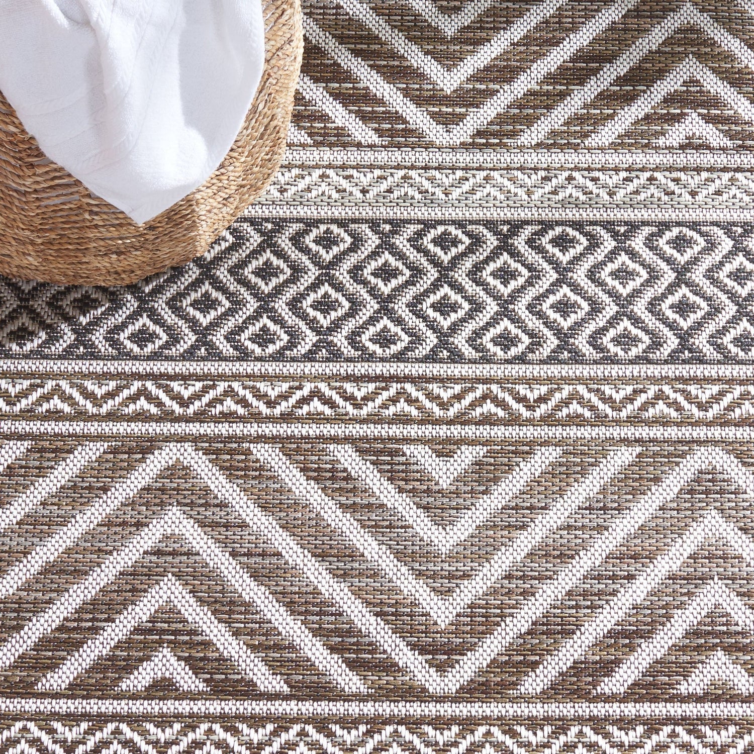 Safavieh Havana Hav325E Light Brown/Black Rug - Safavieh - hav325e - 7r