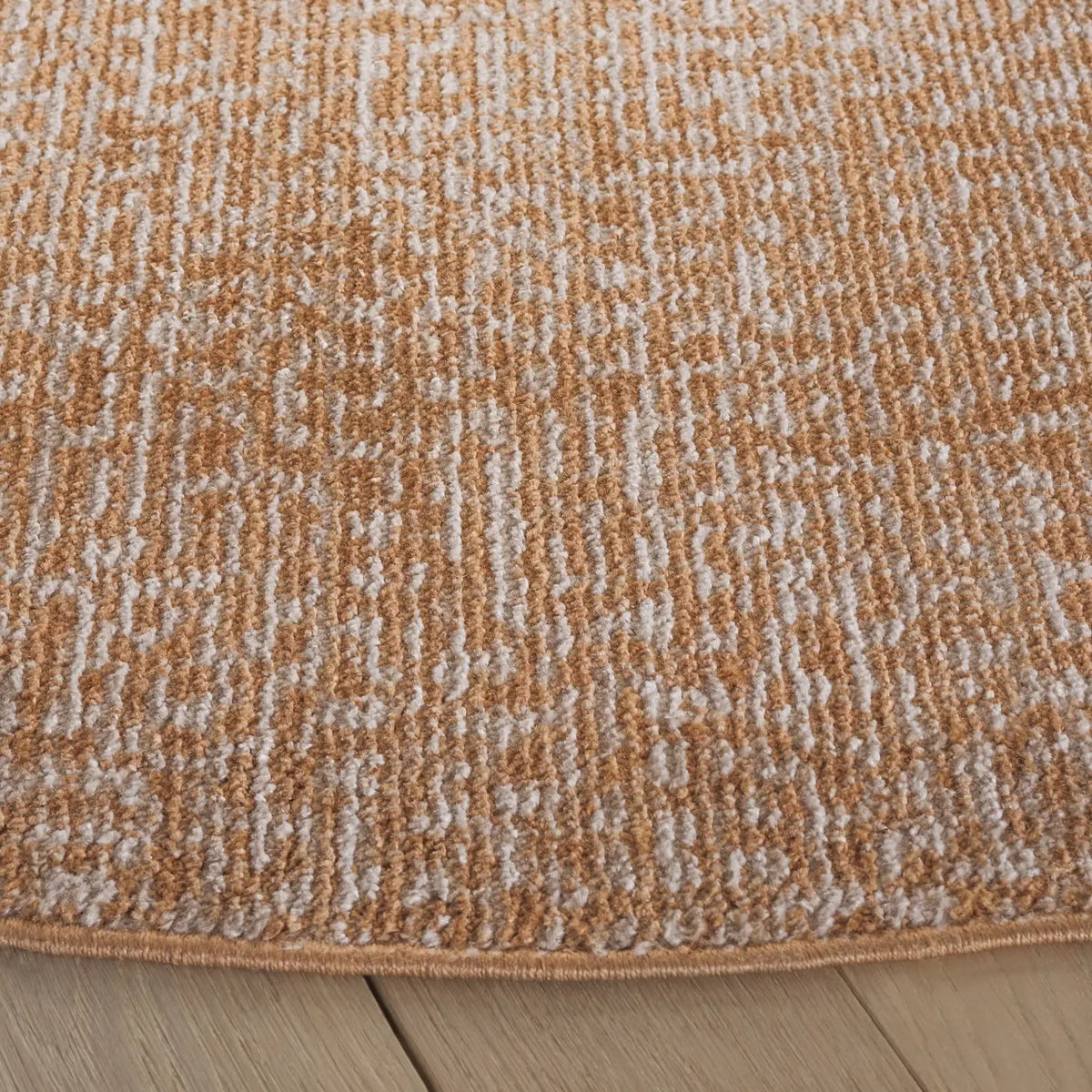 Safavieh Hazel 500 6'-0" x 6'-0" Rug in Gold / Beige
