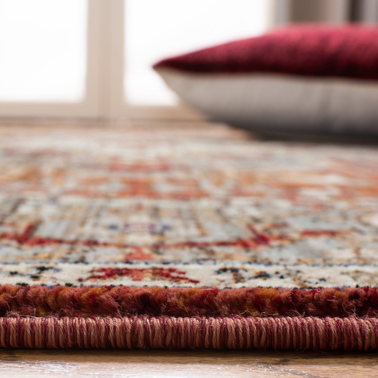 Safavieh Herat Hrt301Q Red/Ivory Rugs - Safavieh - hrt301q - 7r