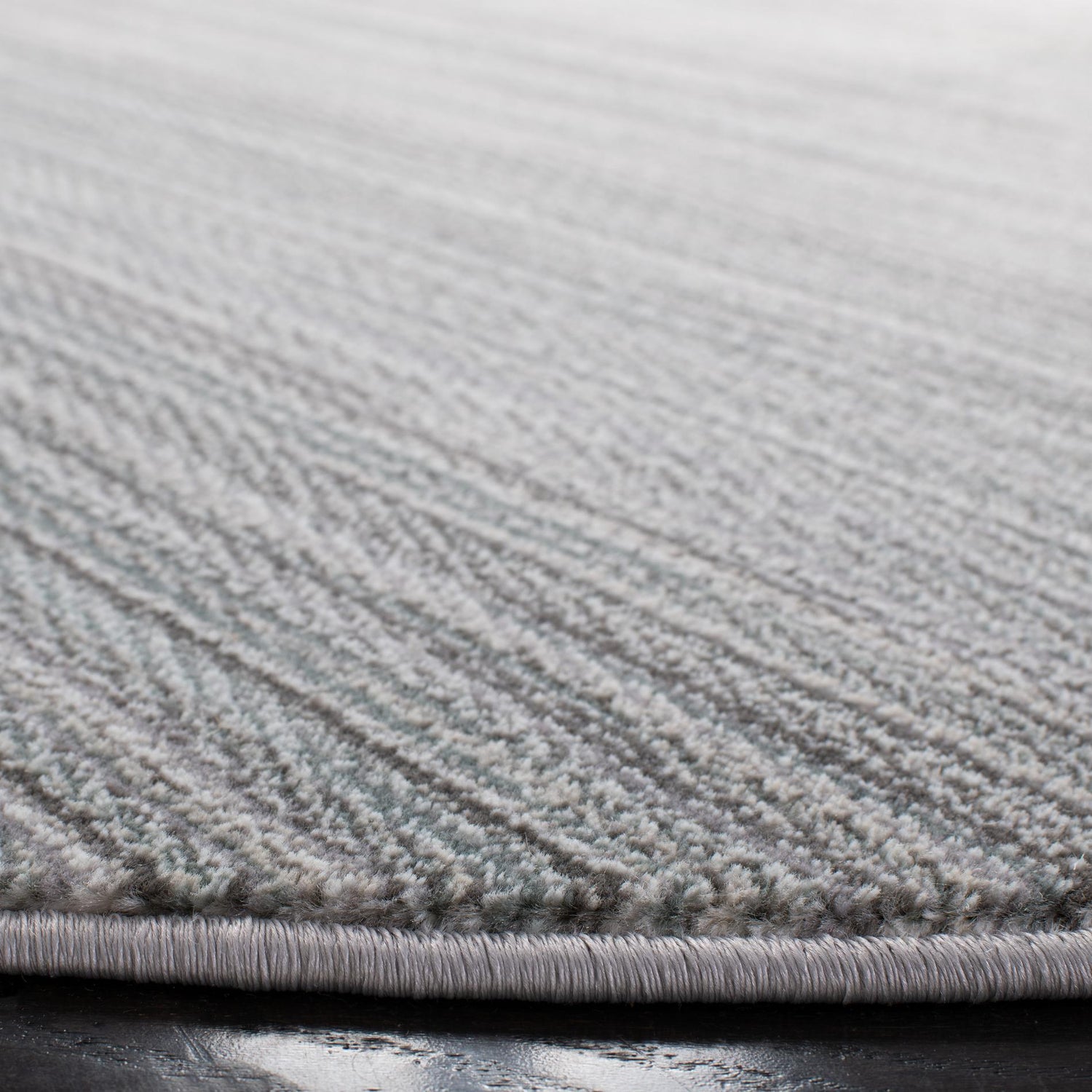 Safavieh Herat Hrt313F Ivory/Dark Grey Rugs - Safavieh - hrt313f - 7r