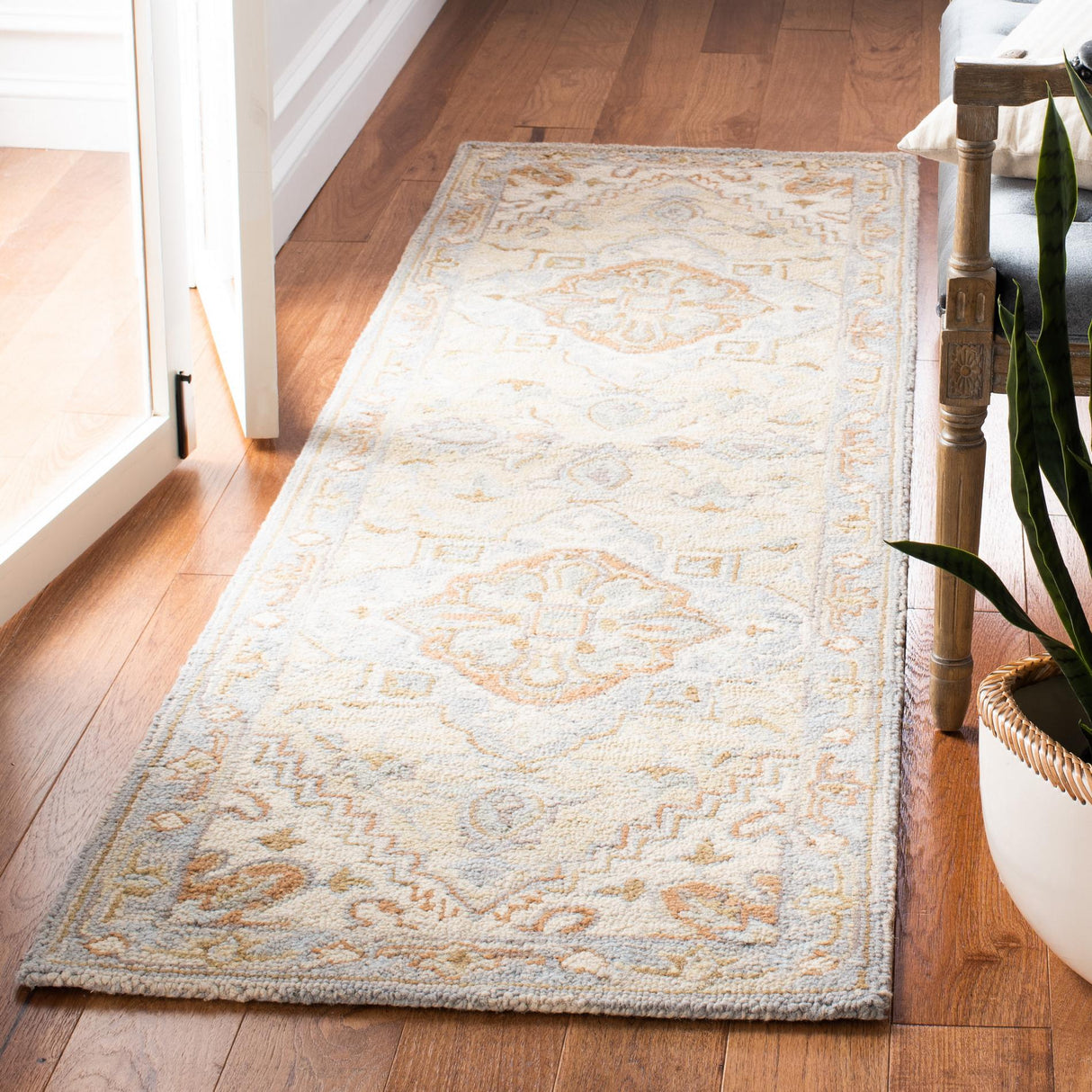 Safavieh Heritage Hg920B Beige/Grey Rug - Safavieh - hg920b - 3