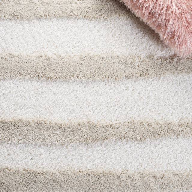 Safavieh Hi - Lo Shag Hls202B Beige Rug - Safavieh - hls202b - 7r