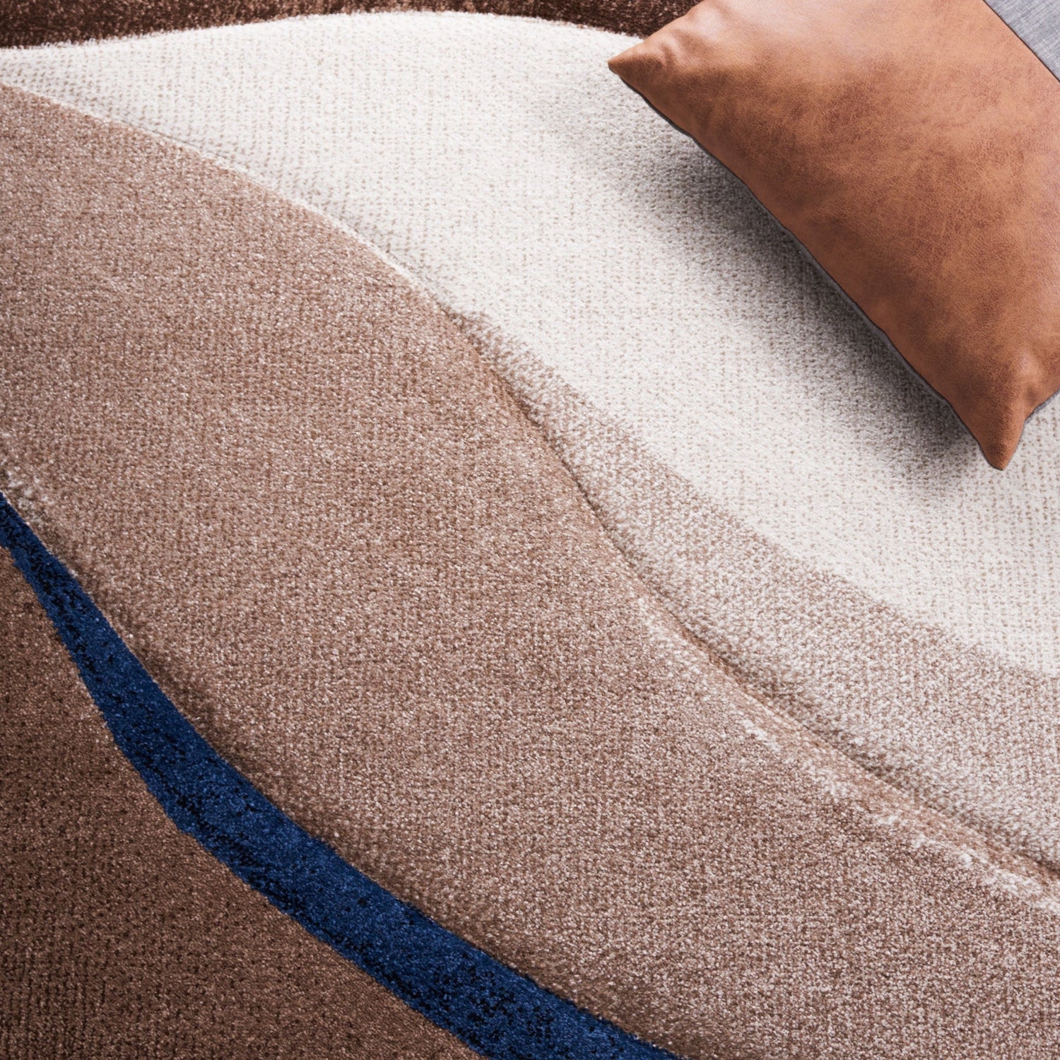 Safavieh Hollywood Hlw766C Beige/Blue Rug - Safavieh - hlw766c - 7r