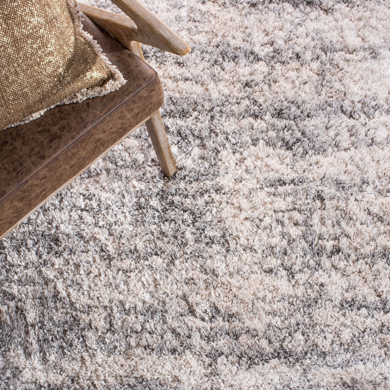 Safavieh Iceland Shag Isg511A Ivory/Grey Rug - Safavieh - isg511a - 7r
