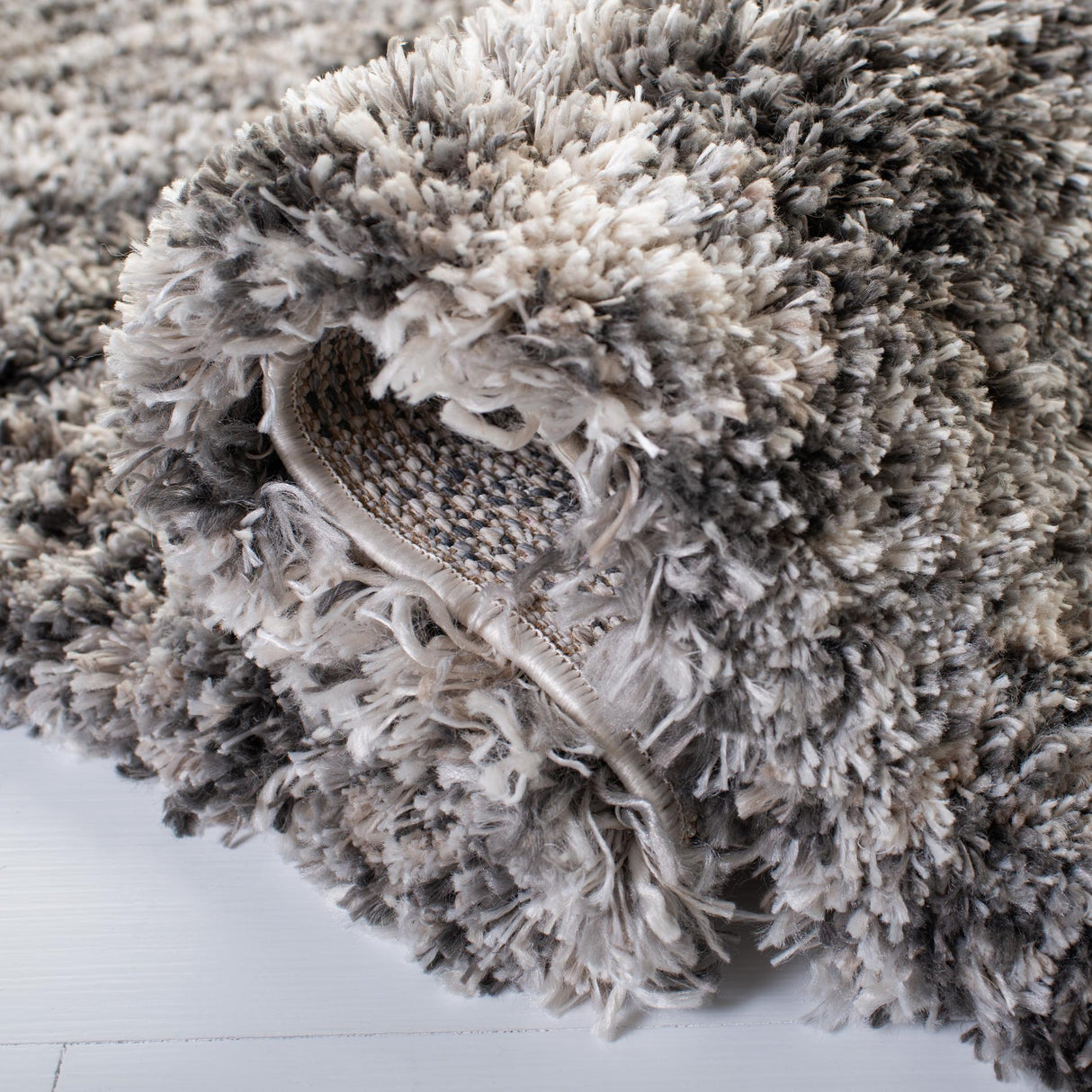 Safavieh Iceland Shag Isg519F Grey/Dark Grey Rug - Safavieh - isg519f - 3