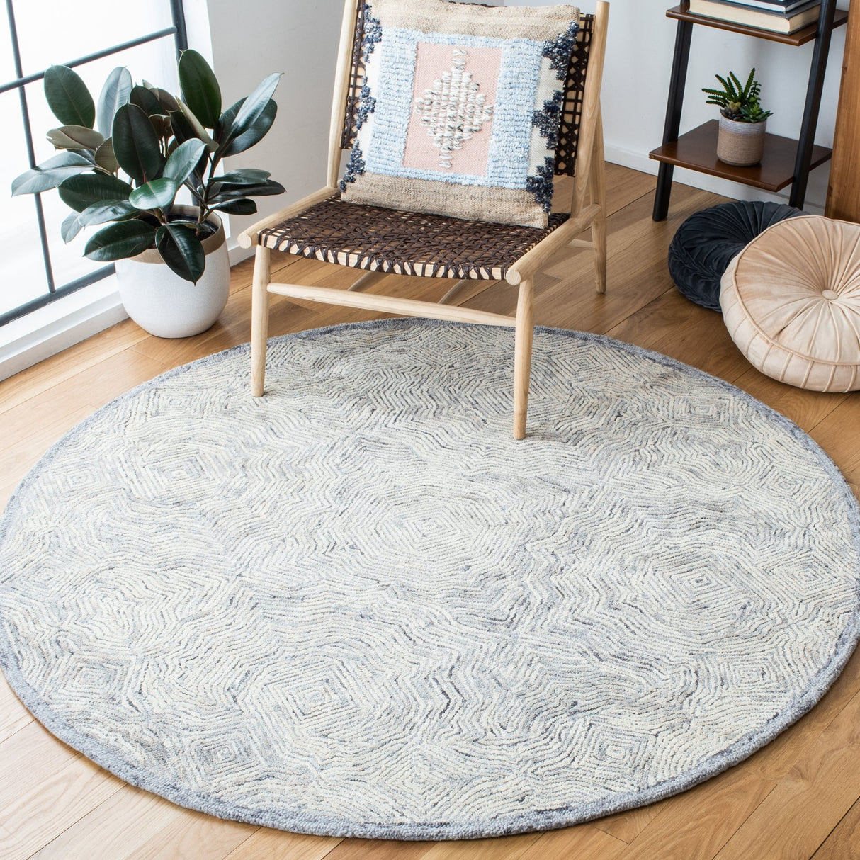Safavieh Ikat Ikt506G Silver Rugs - Safavieh - ikt506g - 6r