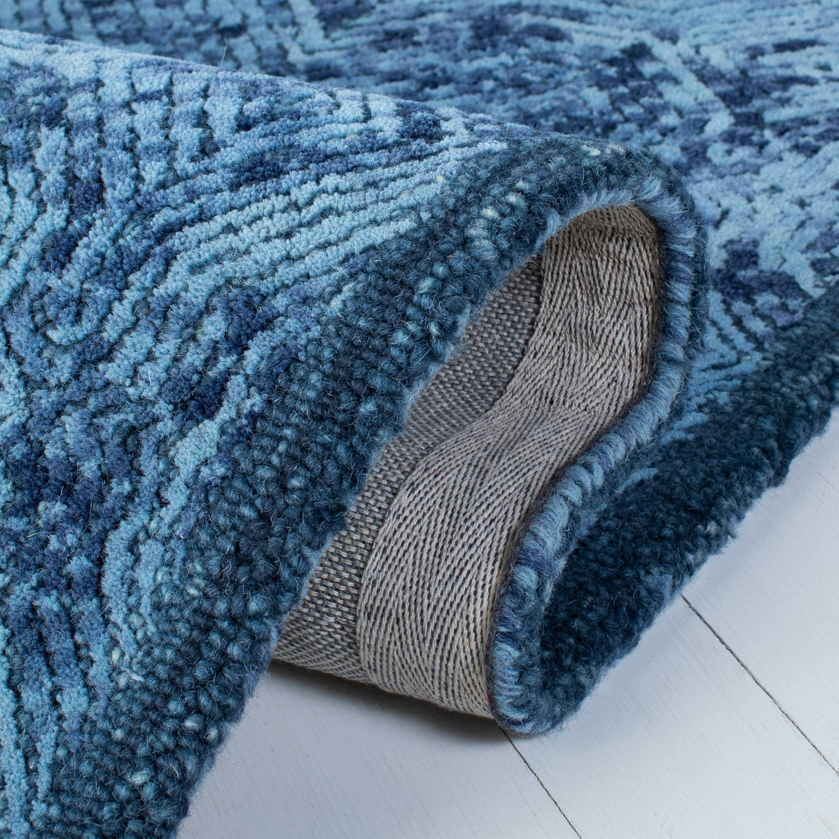 Safavieh Ikat Ikt506N Dark Blue Rugs - Safavieh - ikt506n - 6r