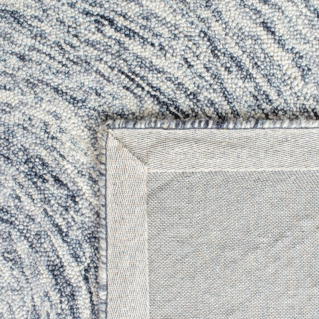 Safavieh Ikat Ikt633G Silver/Grey Rugs - Safavieh - ikt633g - 6r