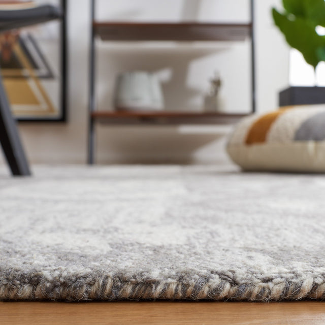 Safavieh Ikat Ikt653F Grey/Ivory Rug - Safavieh - ikt653f - 6r