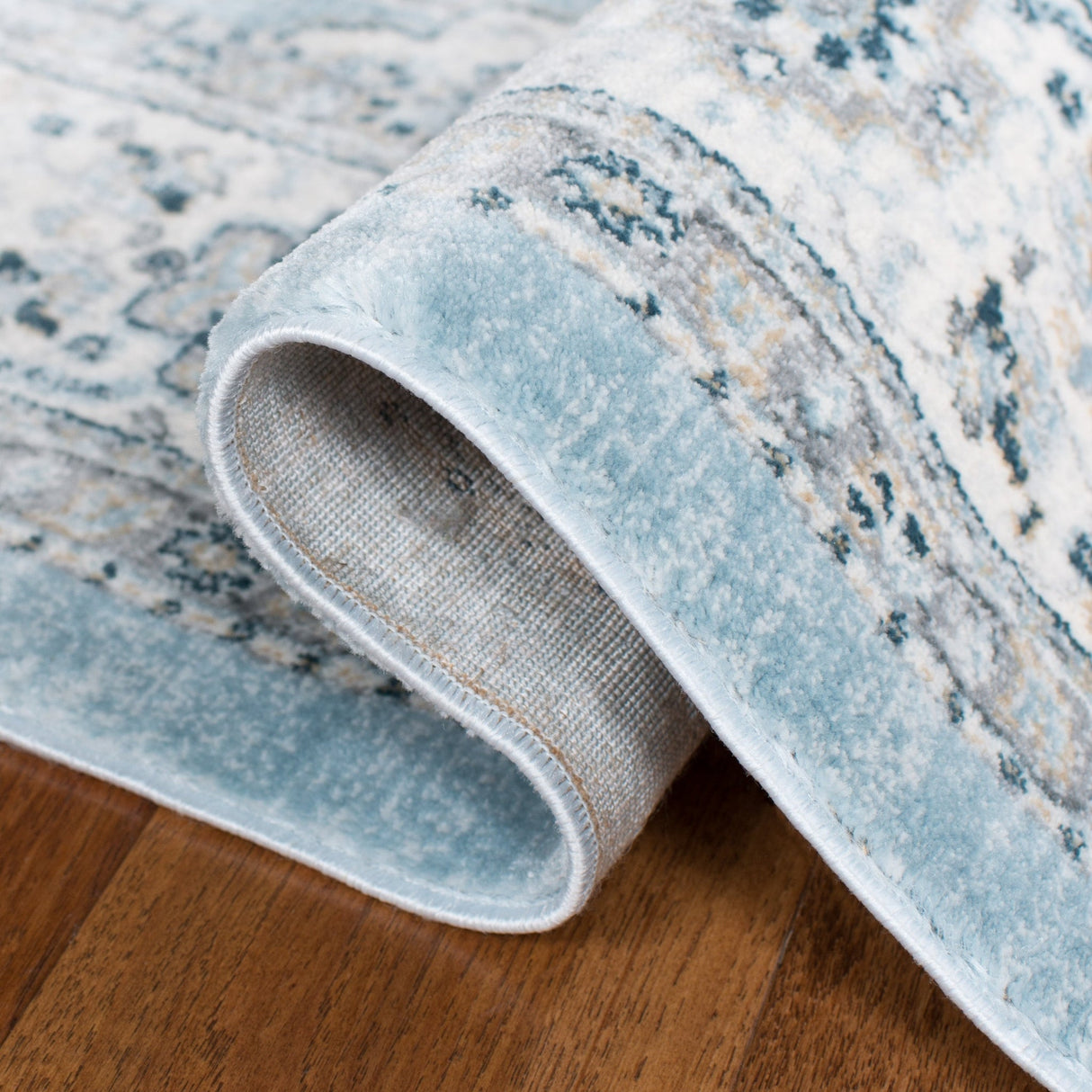 Safavieh Isabella Isa916M Blue/Creme Rug - Safavieh - isa916m - 3
