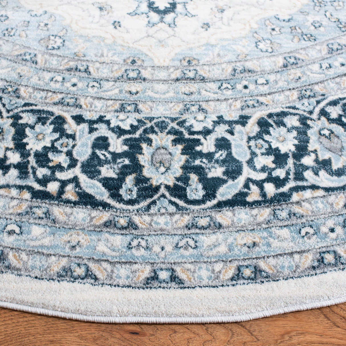 Safavieh Isabella Isa919A Cream/Dark Blue Rug - Safavieh - isa919a - 4r