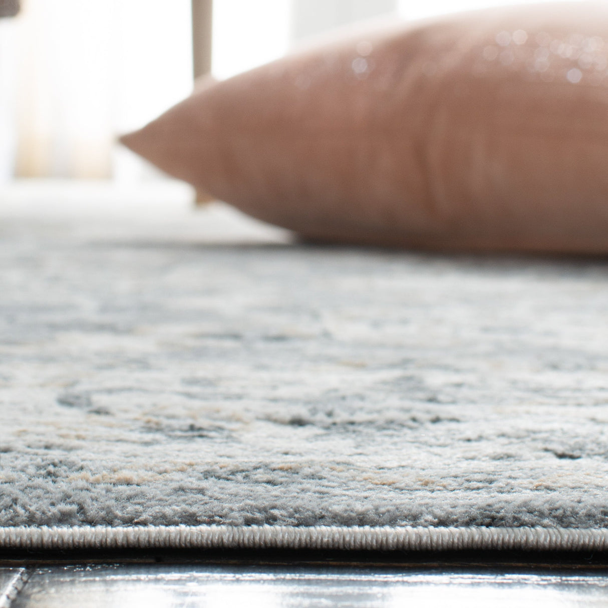 Safavieh Isabella Isa940F Grey/Cream Rug - Safavieh - isa940f - 7r
