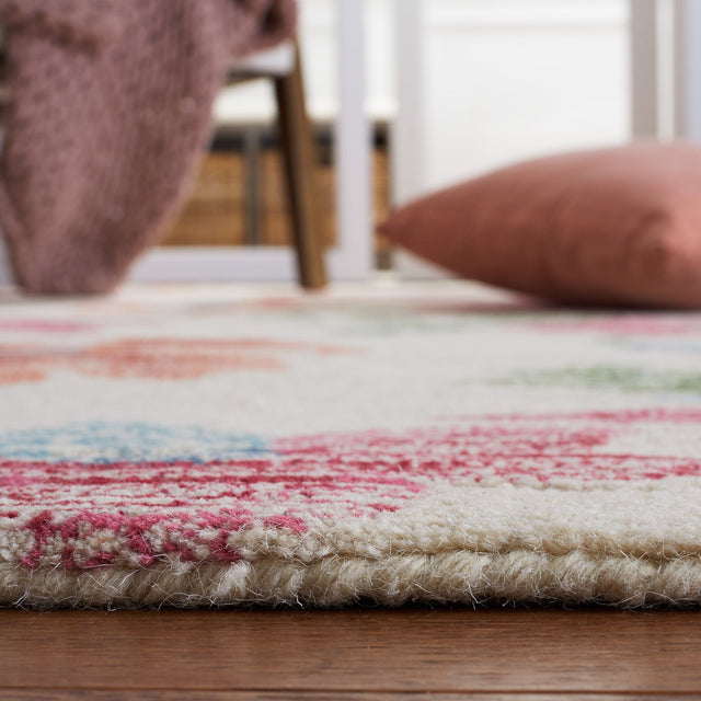 Safavieh Jardin Jar155A Ivory/Red Rug - Safavieh - jar155a - 6r