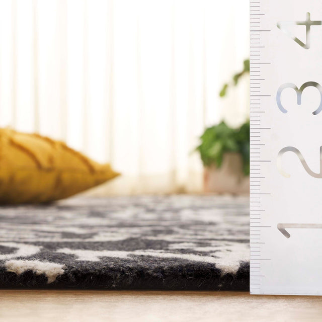 Safavieh Jardin Jar329Z Black/Ivory Rug - Safavieh - jar329z - 8