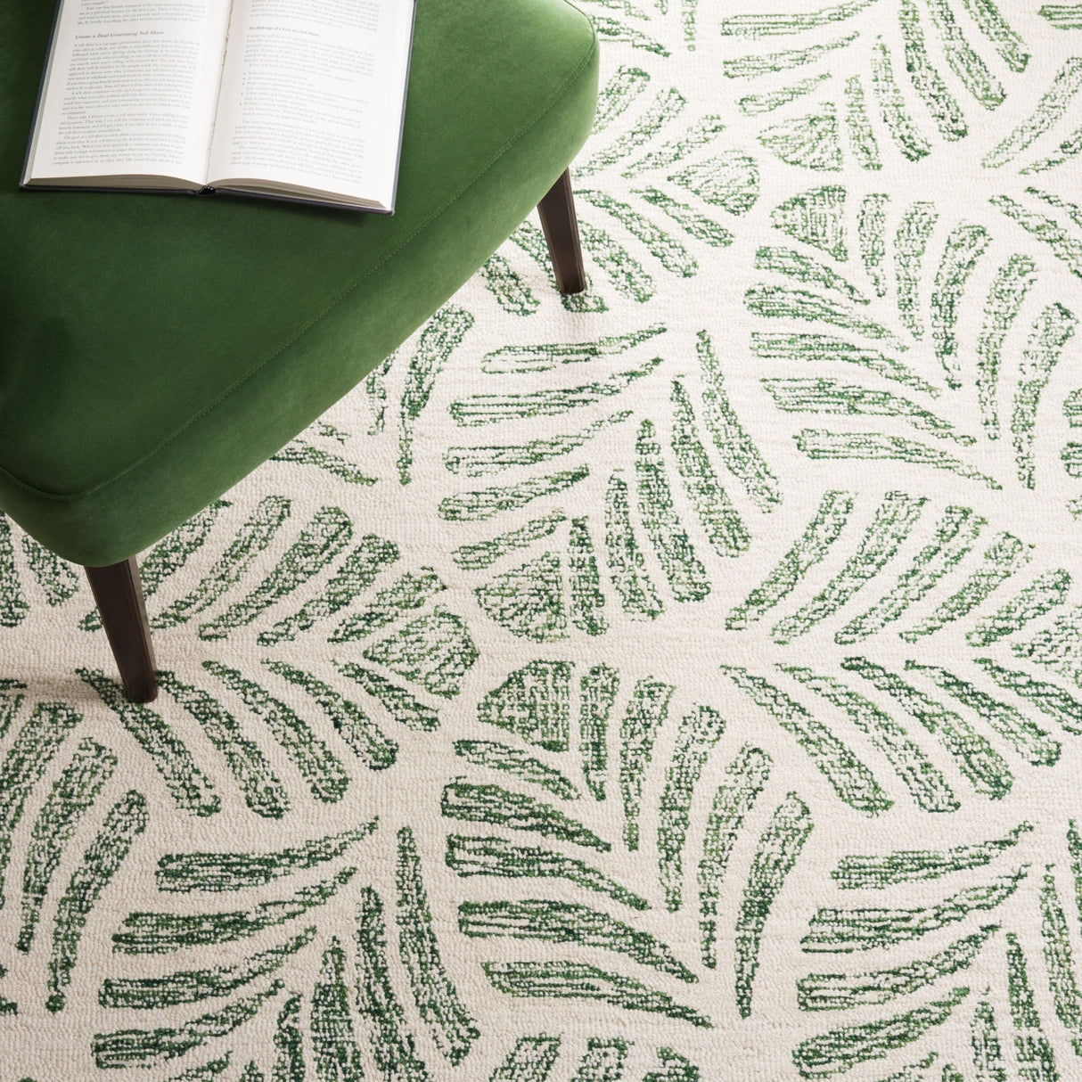Safavieh Jardin Jar729Y Ivory/Green Rug - Safavieh - jar729y - 3