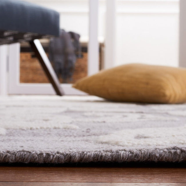 Safavieh Jardin Jar731F Black/Ivory Rug - Safavieh - jar731f - 6r