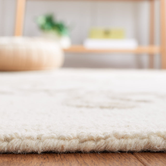 Safavieh Jardin Jar732A Ivory/Beige Rug - Safavieh - jar732a - 6r