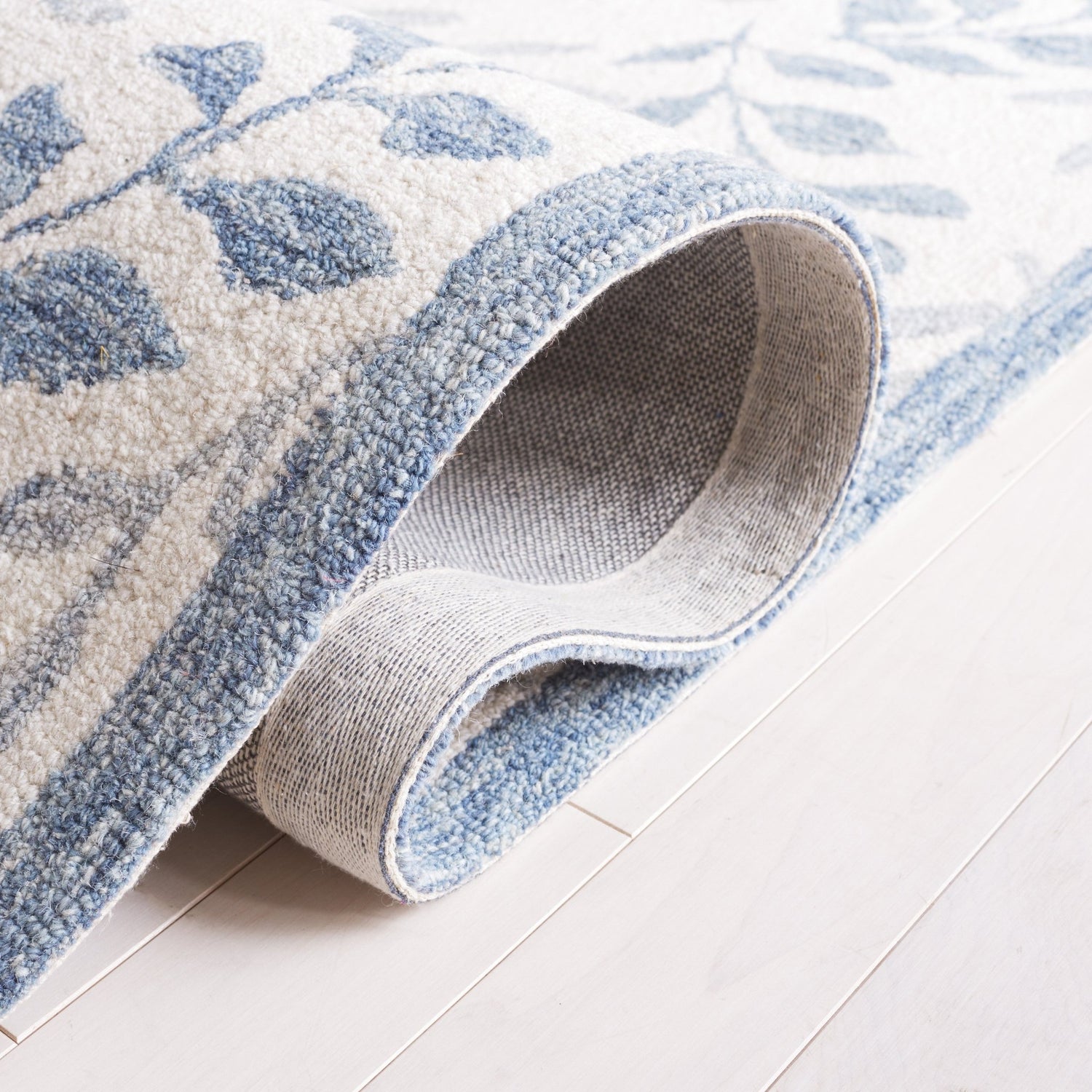 Safavieh Jardin Jar752A Ivory/Grey Rug - Safavieh - jar752a - 6r