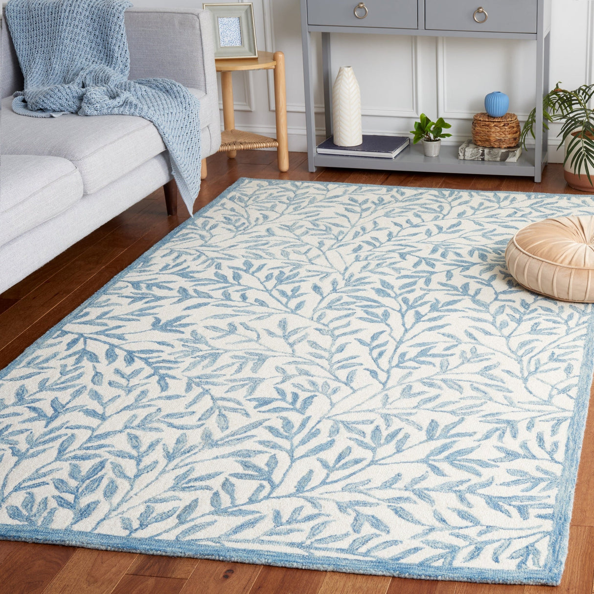 Safavieh Jardin Jar753L Ivory/Blue Rug - Safavieh - jar753l - 3